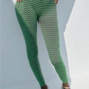 Zara Green and Black Wave Pattern Leggings